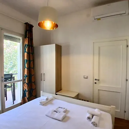 Cv018 - Milano Marittima, Elegante Trilocale Con Vasca Idromassaggio شقة ميلانو ماريتيما