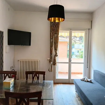 Cv018 - Milano Marittima, Elegante Trilocale Con Vasca Idromassaggio Apartment Milano Marittima