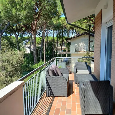 Cv018 - Milano Marittima, Elegante Trilocale Con Vasca Idromassaggio *